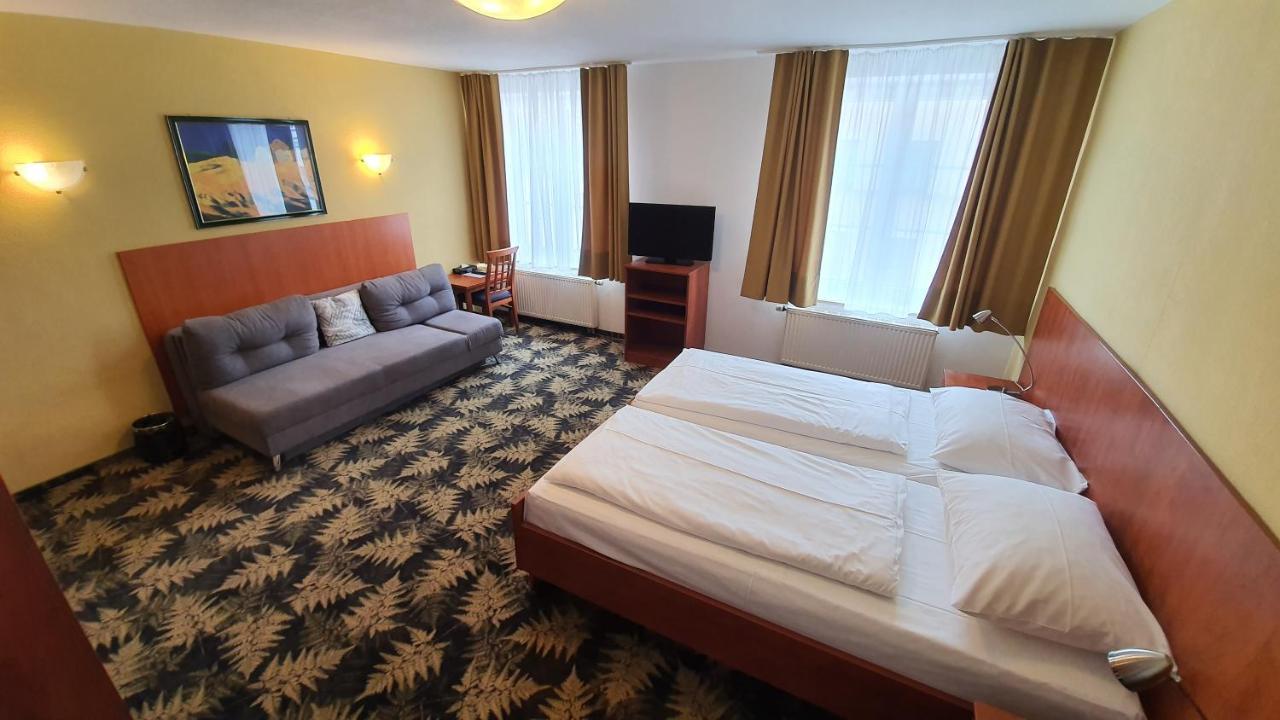 Hotel Der Tannenbaum มิวนิก ภายนอก รูปภาพ